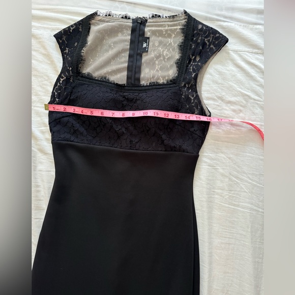 STUNNING MATTE JERSEY BLACK SQUARE NECK GOWN W/LACE INSERTS SZ 6 MINT CONDITION - Picture 3 of 9